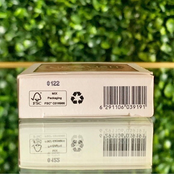 Huda GloWish TAN LIGHT 3 Soft Radiance Bronzing Powder | NEW | Mini - Picture 13 of 14